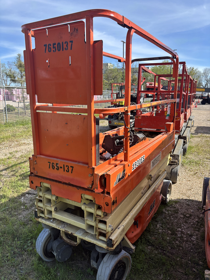 2017 JLG 1930ES-7
