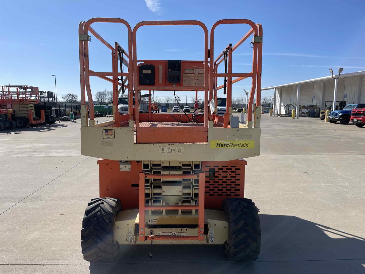 2017 JLG 260MRT