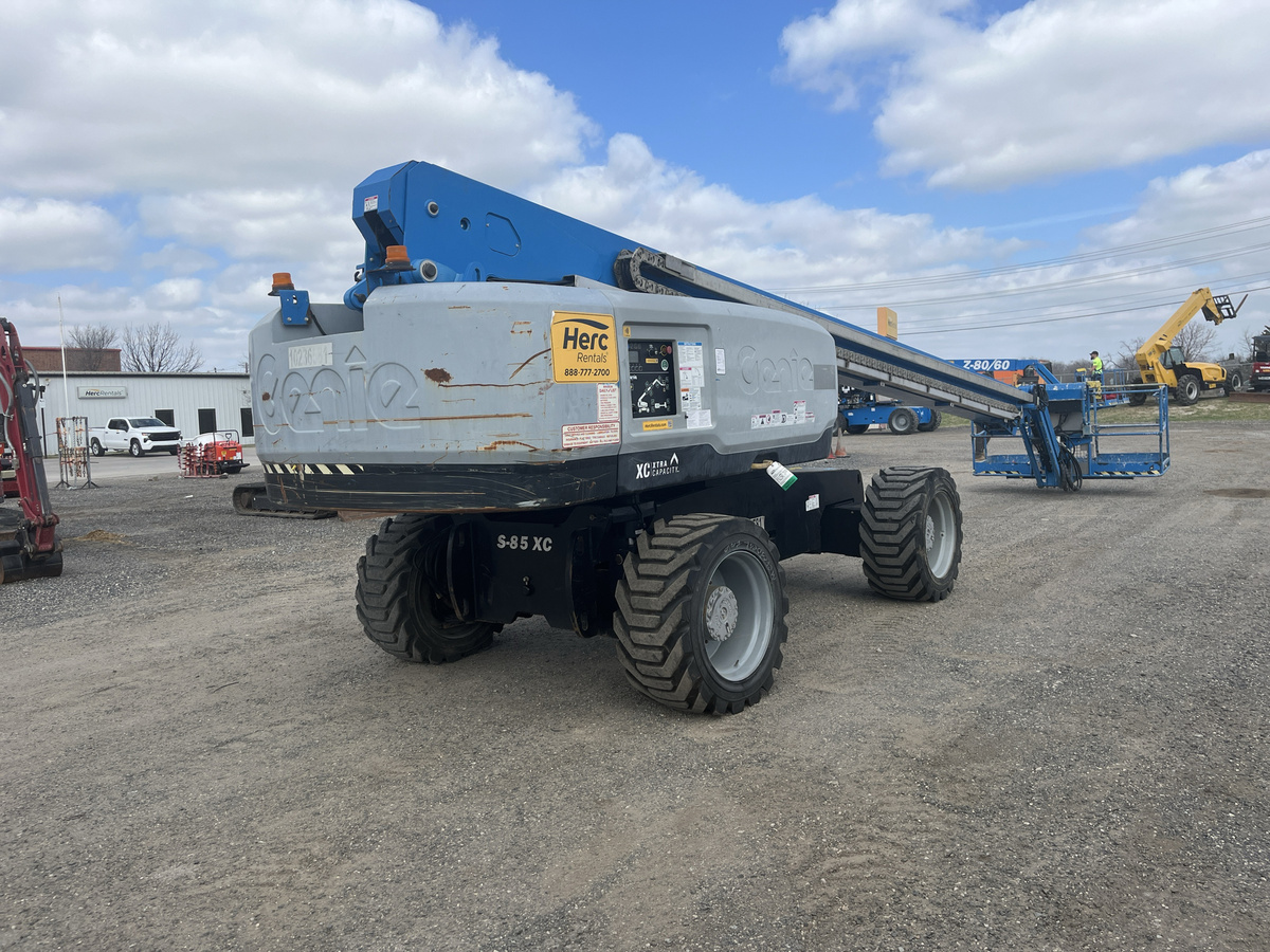 2018 Genie S-85-3
