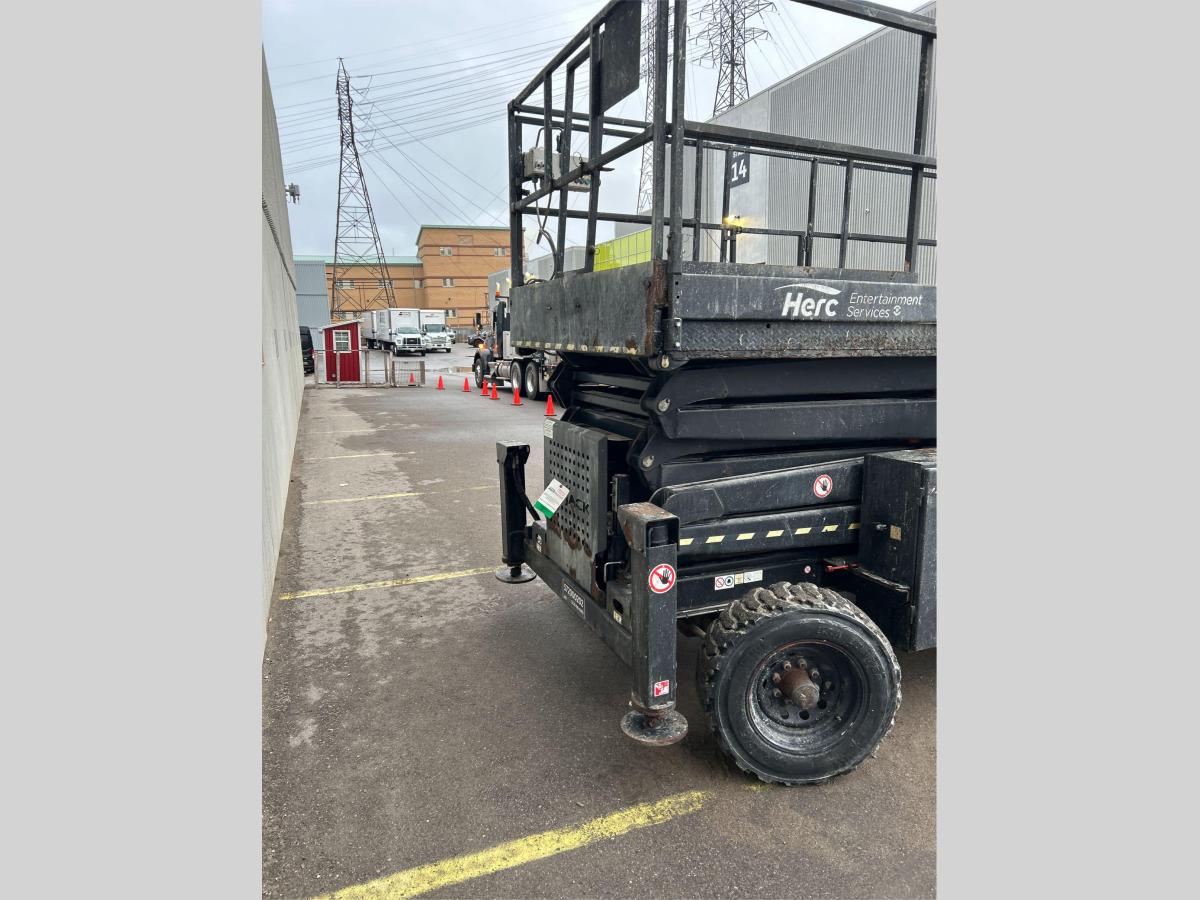 2015 Skyjack SJ8841 RT-4