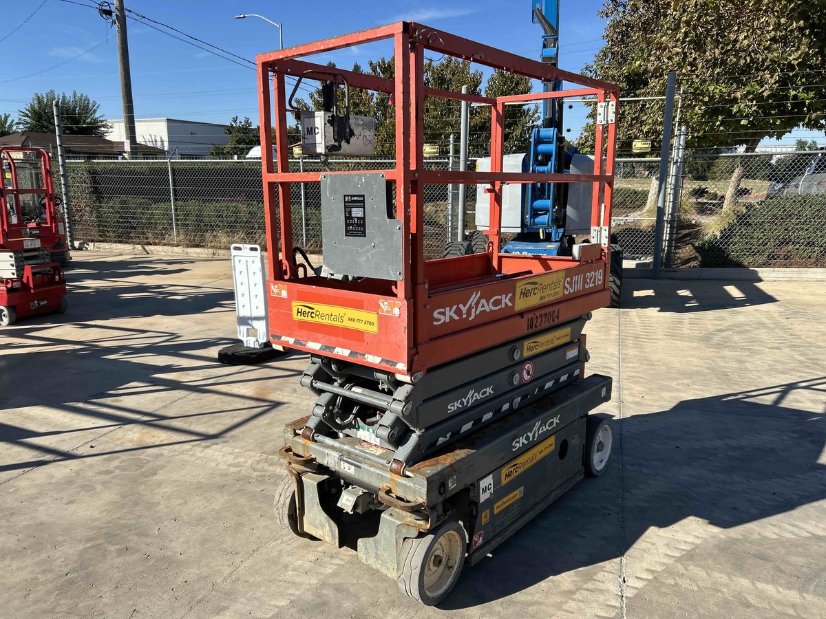 2018 Skyjack SJ3219