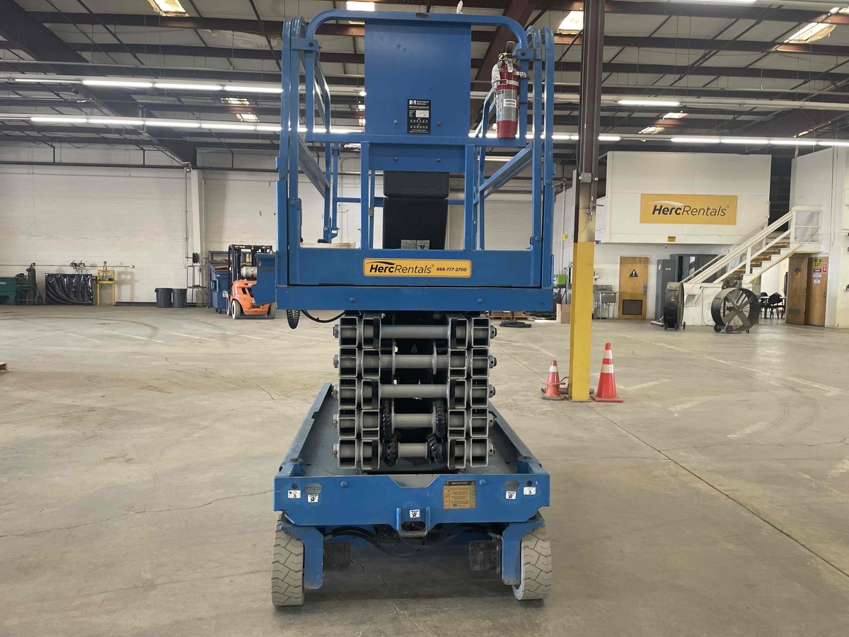 2017 Genie GS-4047-2