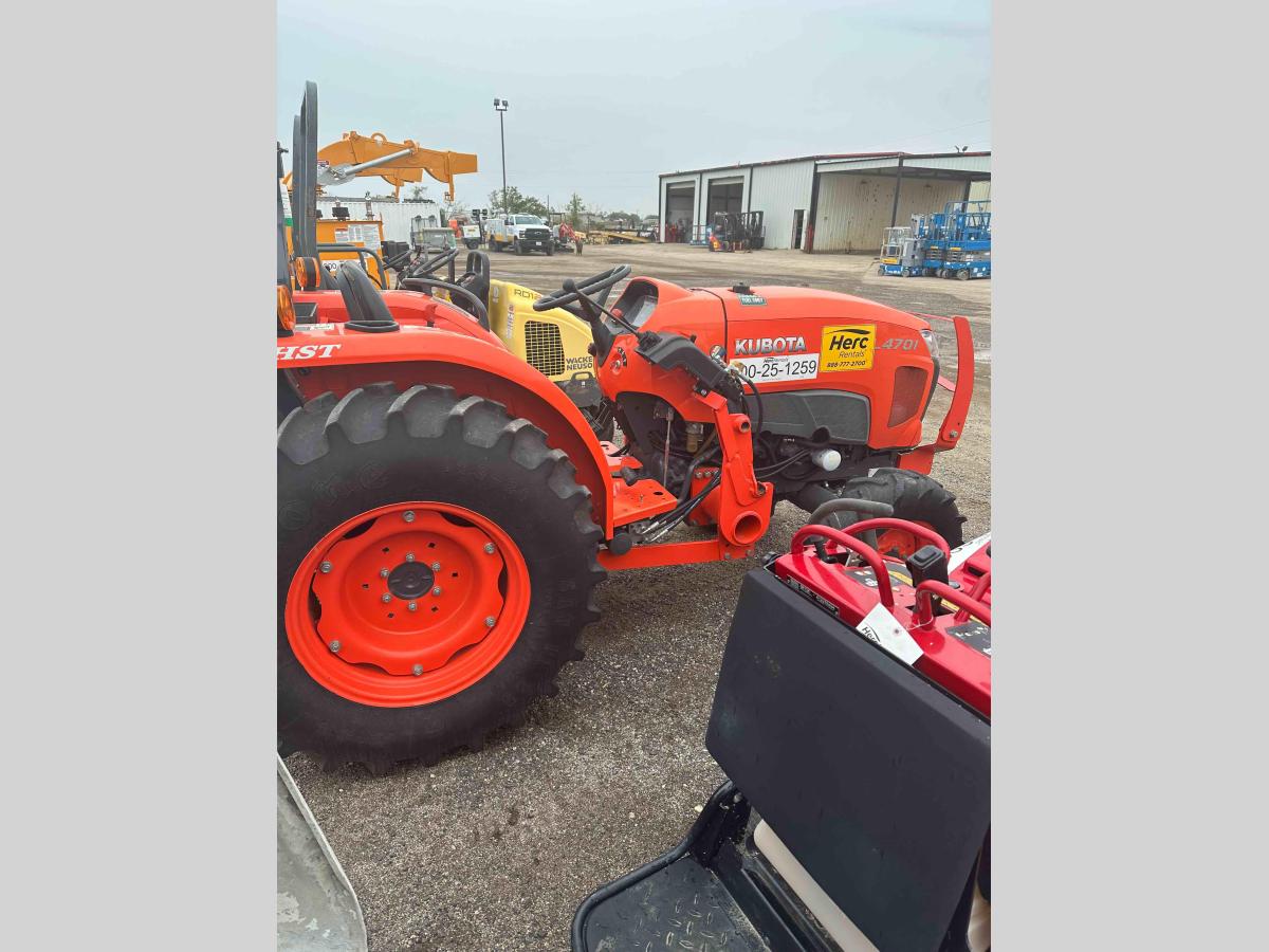 2019 Kubota L4701