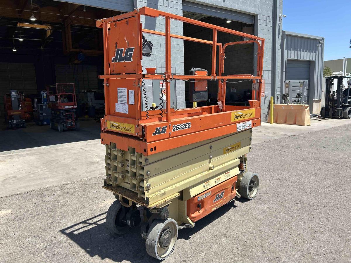 2018 JLG 2632ES-6