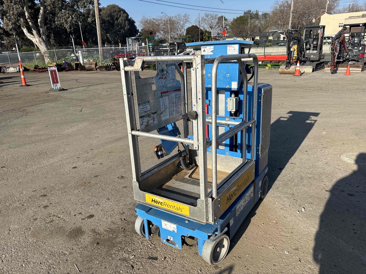 2019 Genie GR-12-2
