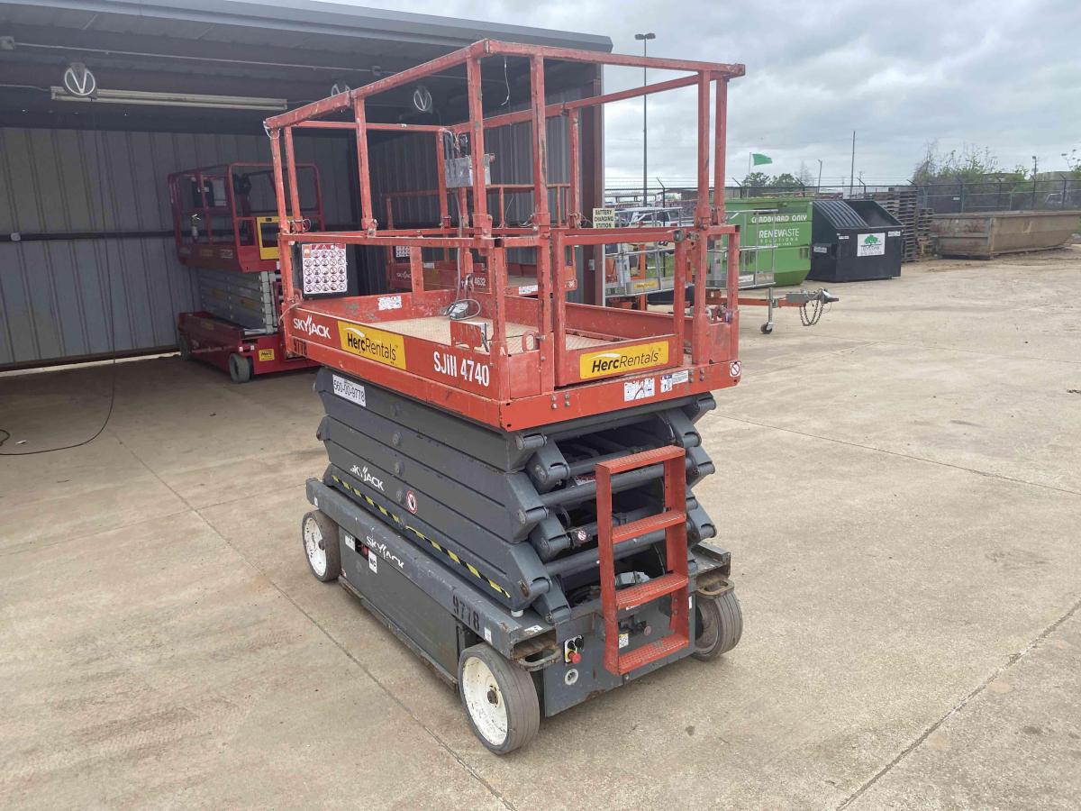 2018 Skyjack SJ4740