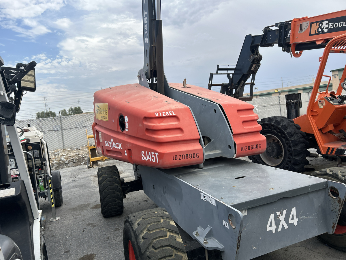 2017 Skyjack SJ45 T-2