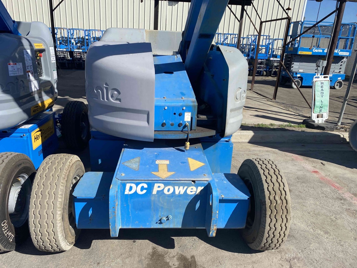 2017 Genie Z-45/25-5