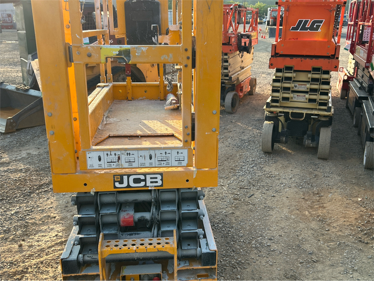 2022 JCB S1930E-5