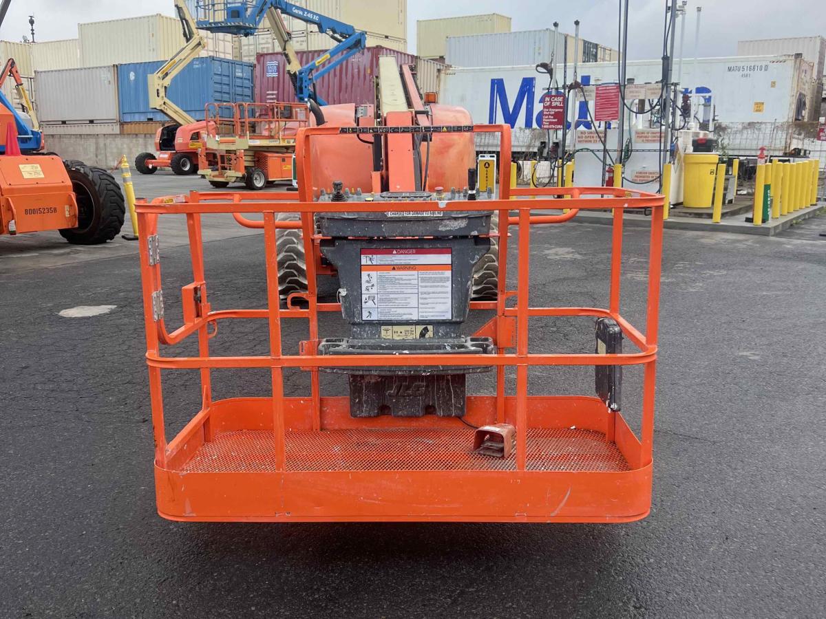 2005 JLG 600AJN Narrow-13