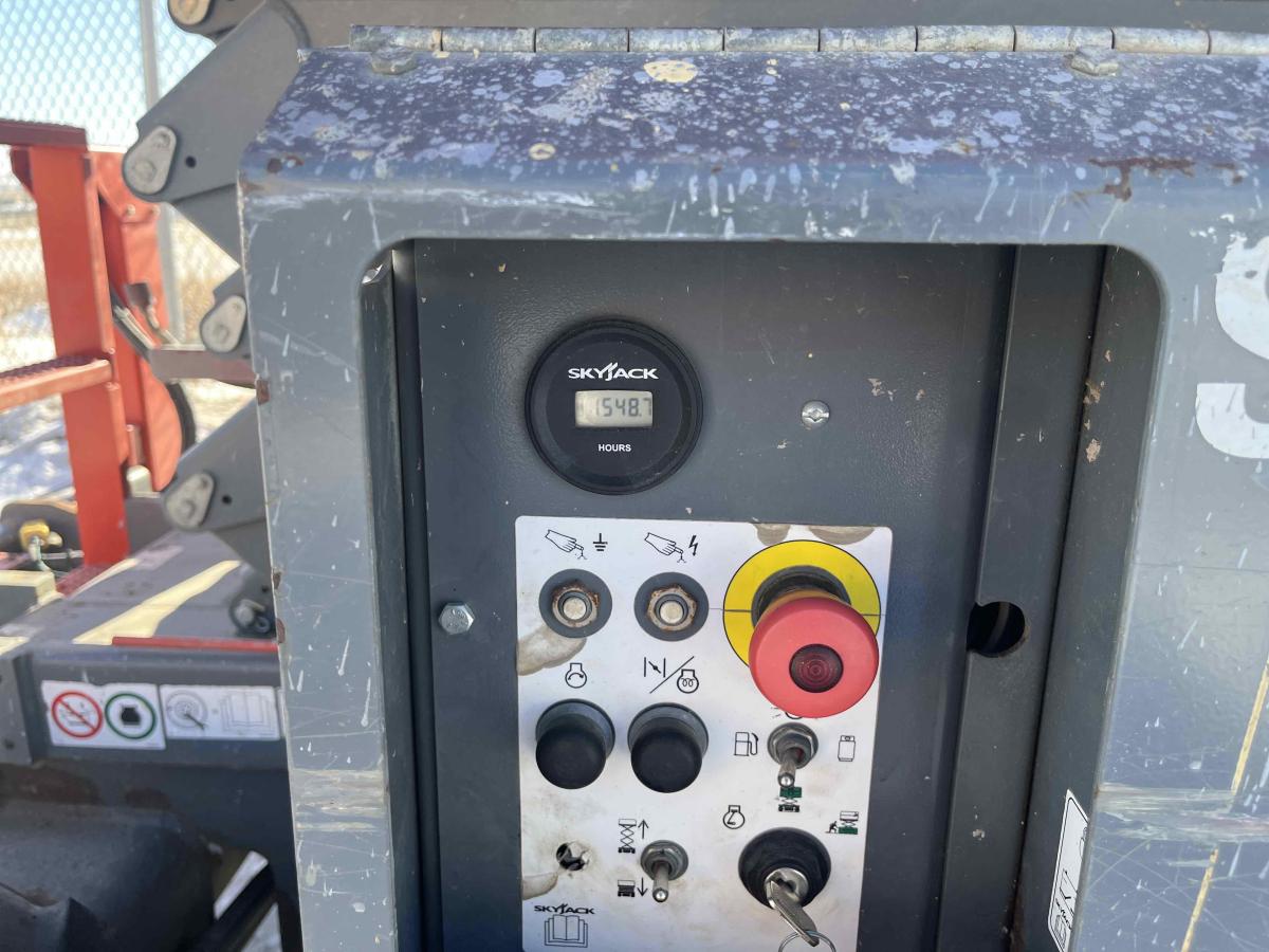 2018 Skyjack SJ-6832RT