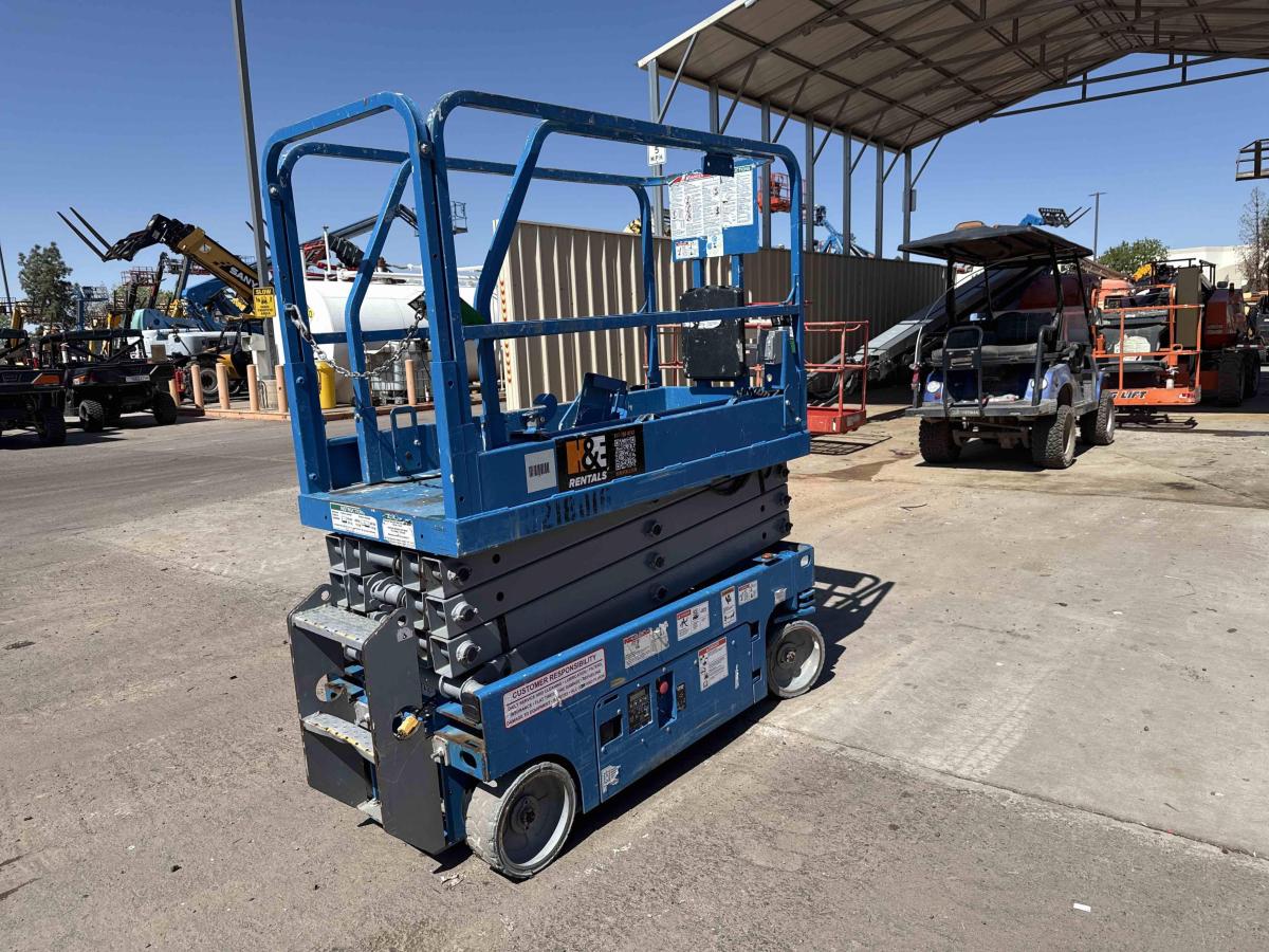 2017 Genie GS-1930