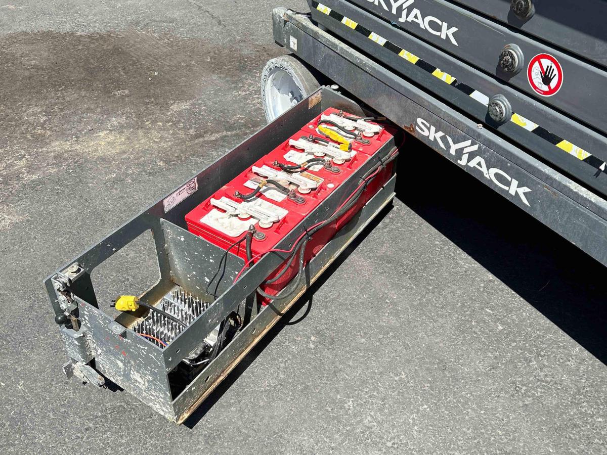 2016 Skyjack SJ4632