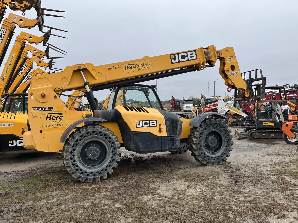 2019 JCB 507-42-4