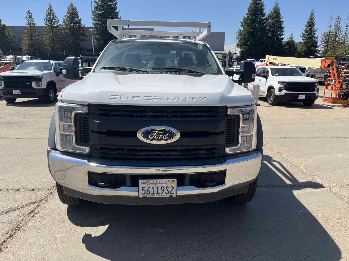 2019 Ford F550-7