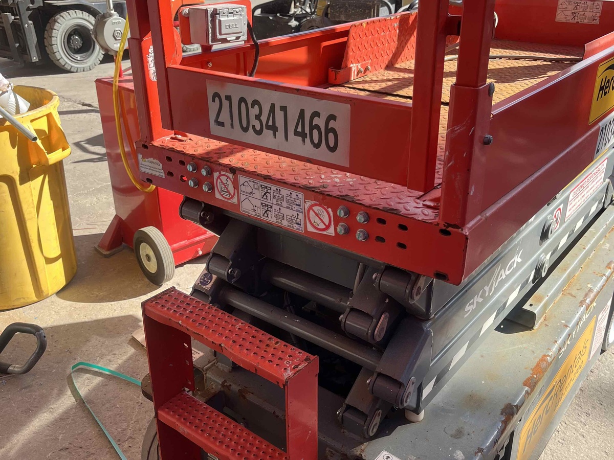 2021 Skyjack SJ3219-4