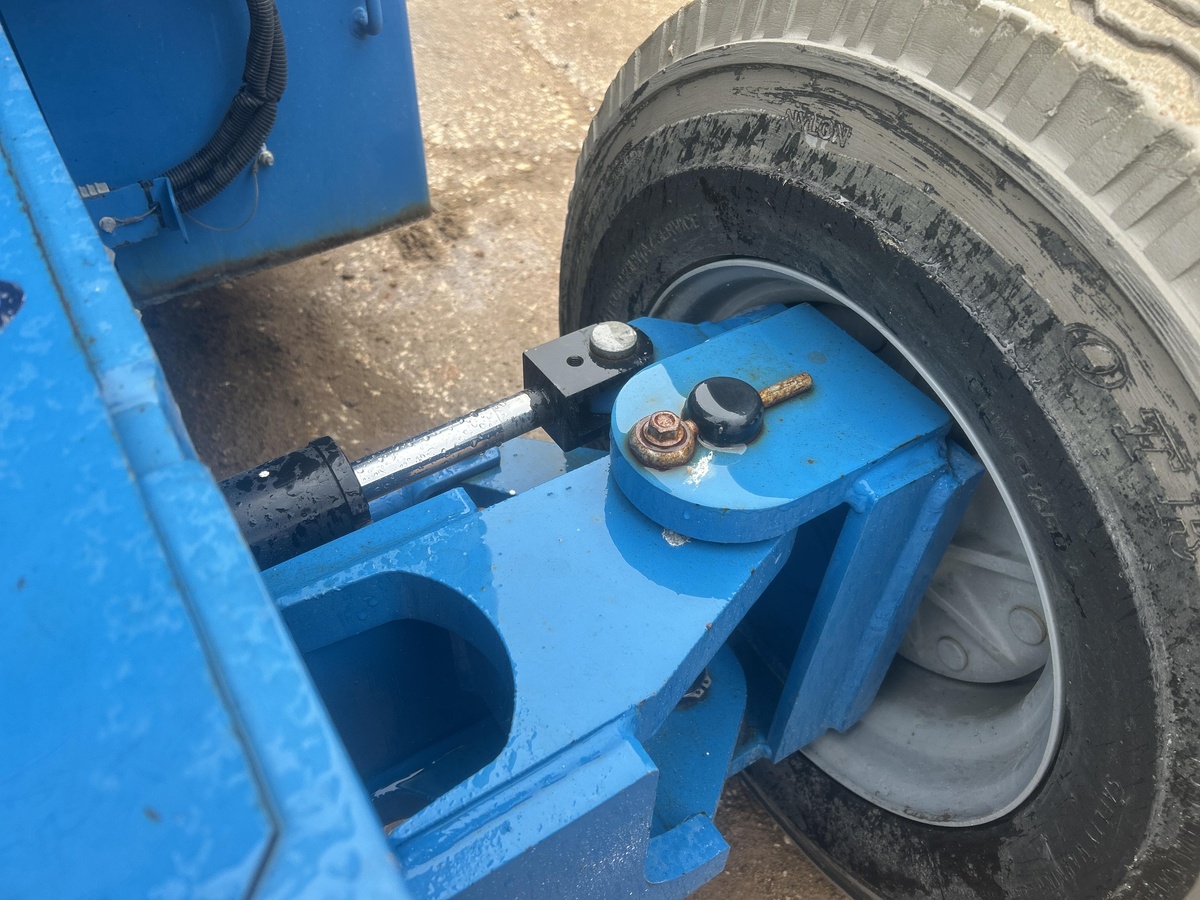 2016 Genie Z-45/25-10