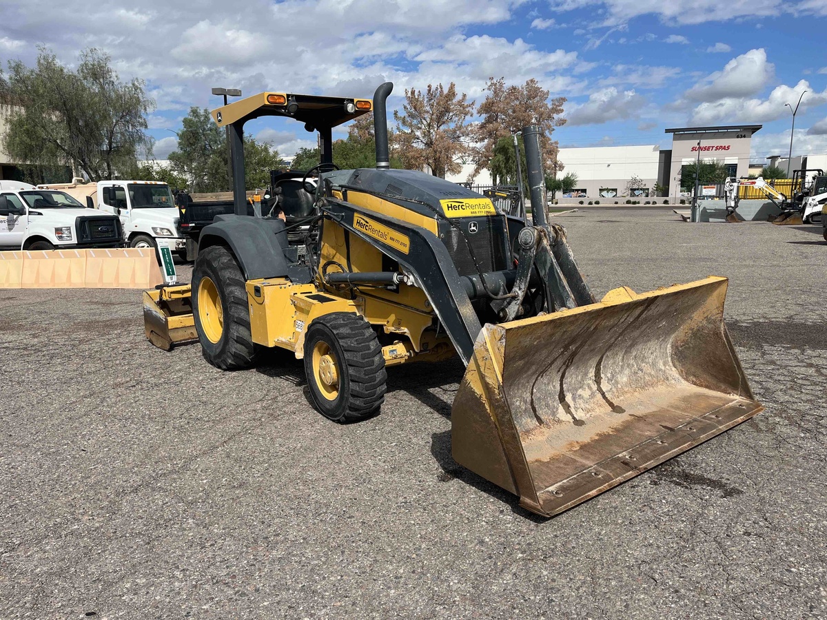 2017 John Deere 210L-4