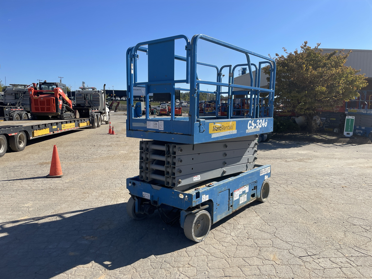 2018 Genie GS-3246-4