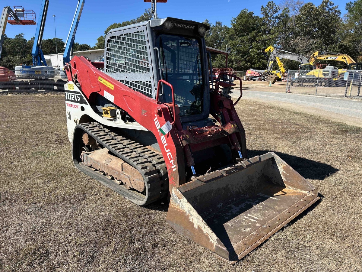 2021 Takeuchi TL12V2-1