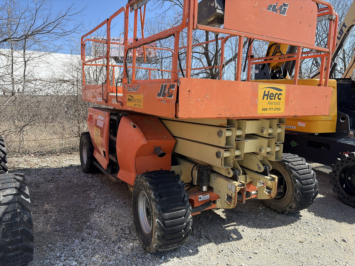 2015 JLG 3394RT-8