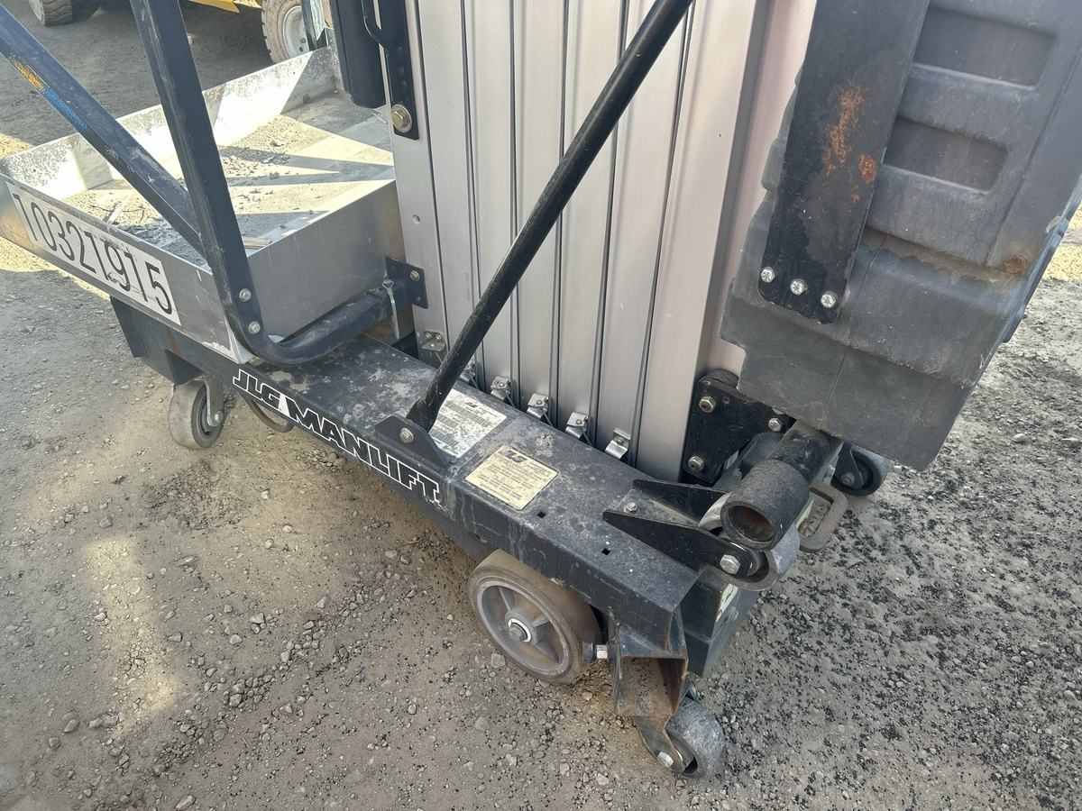 2020 JLG 30AM-12