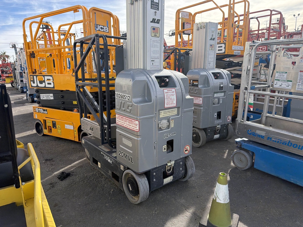 2018 JLG 20MVL-3