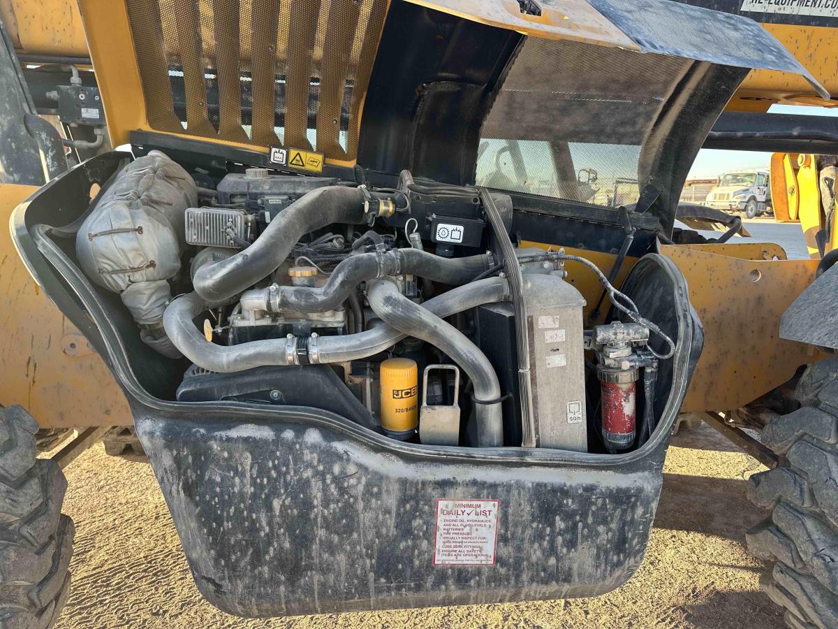 2017 JCB 510-56-14