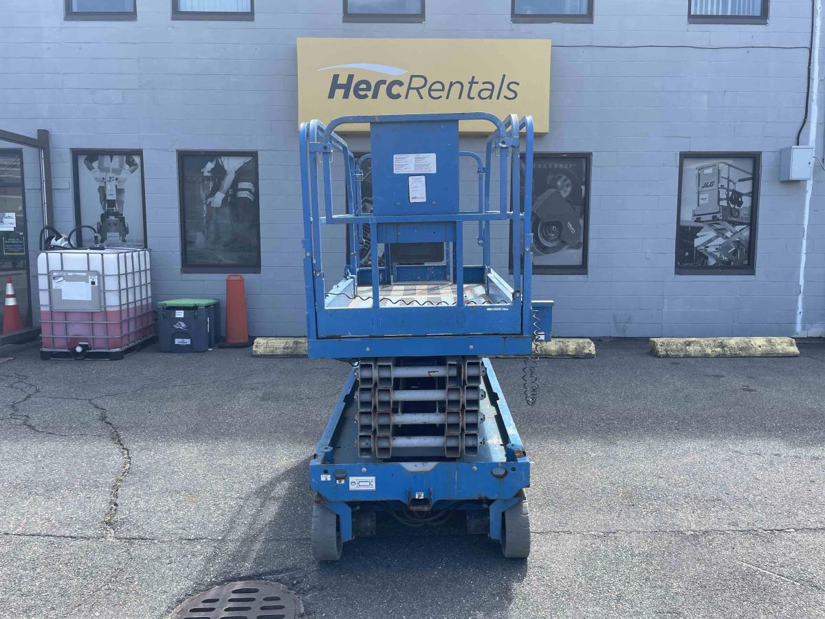 2016 Genie GS-3246