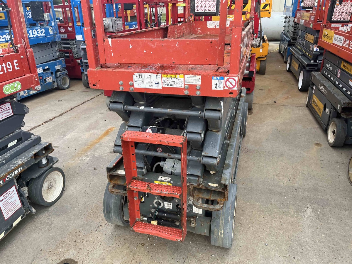 2018 Skyjack SJ3226-2