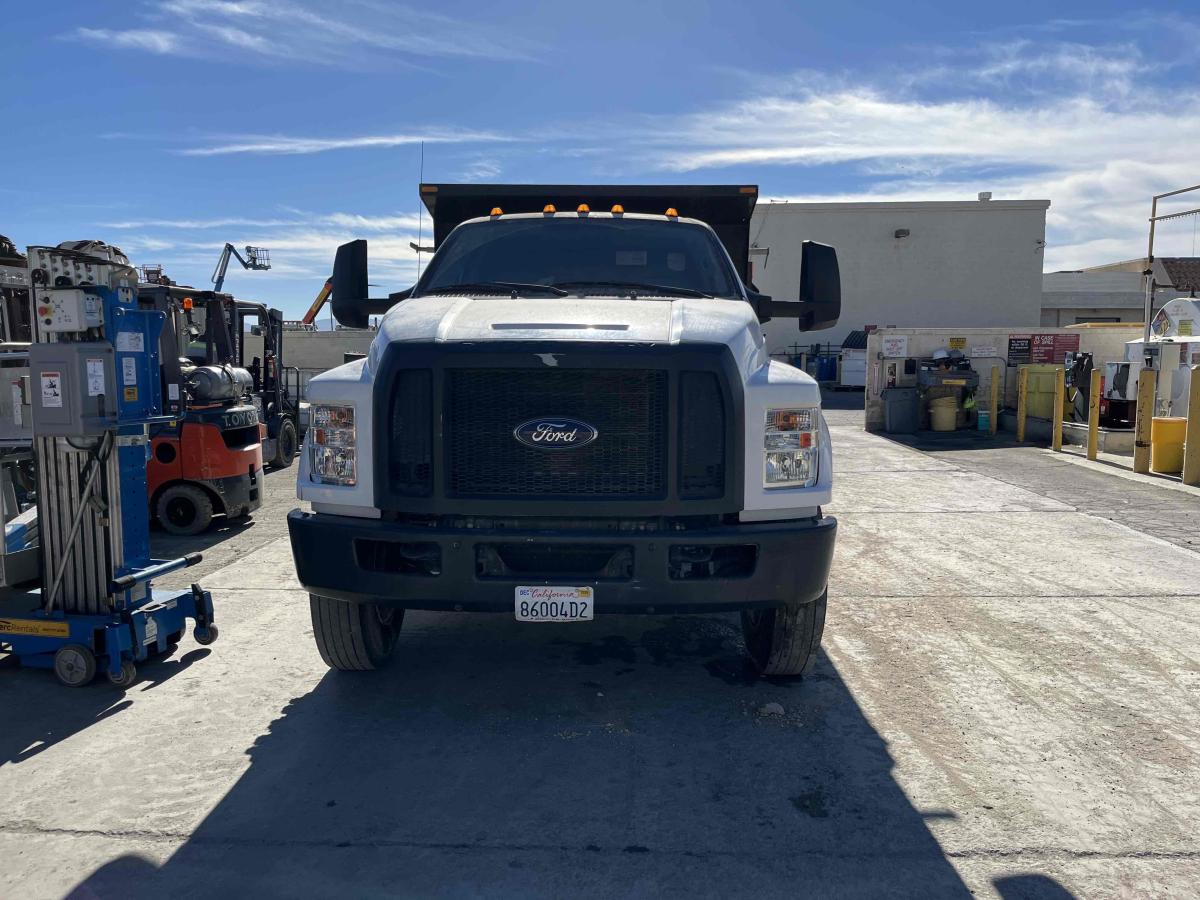 2017 Ford F750