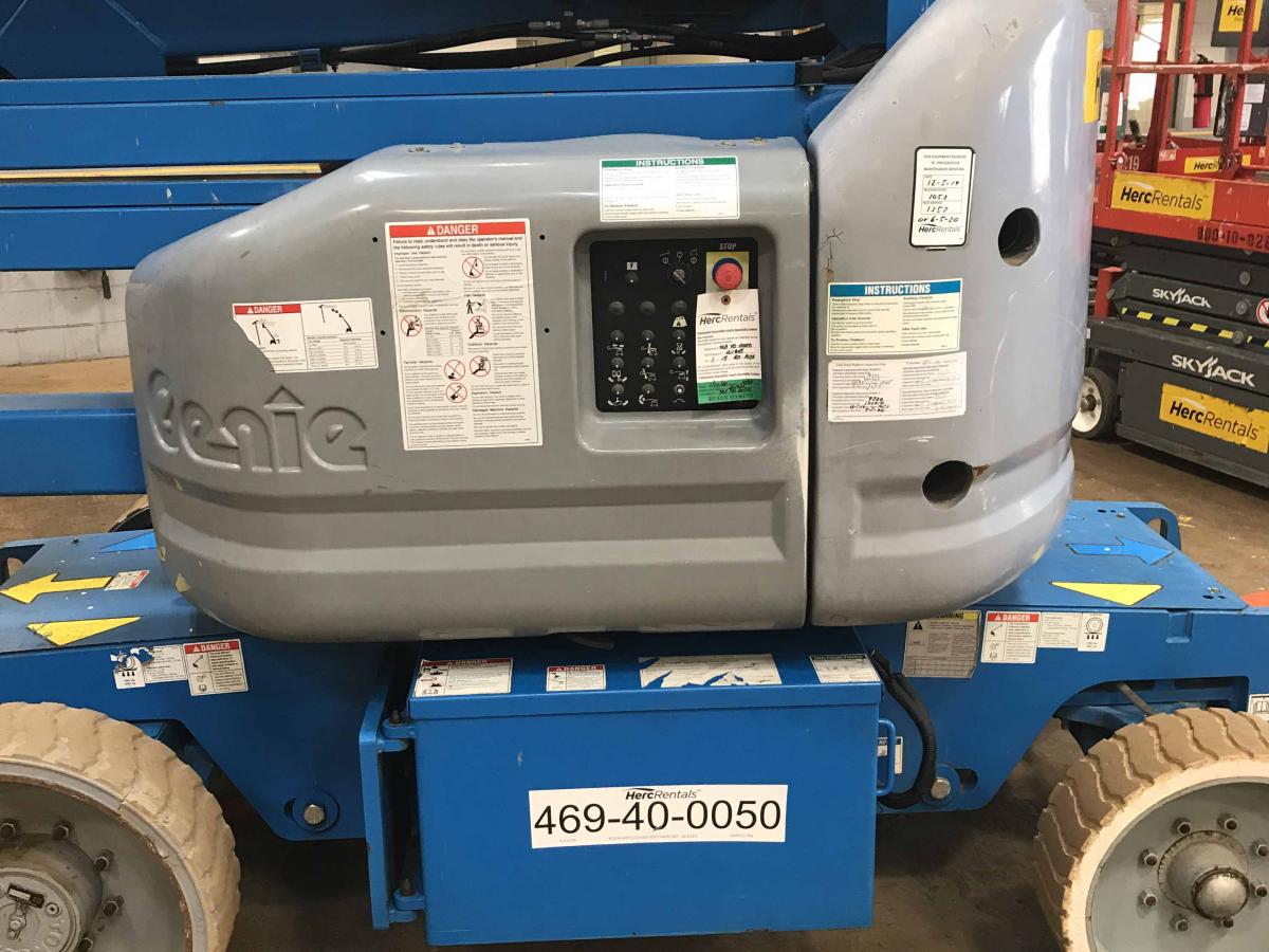 2012 Genie Z-40/23 N