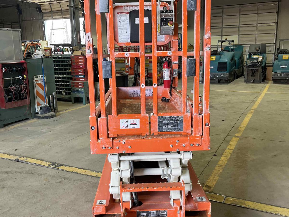 2021 Snorkel S3219E