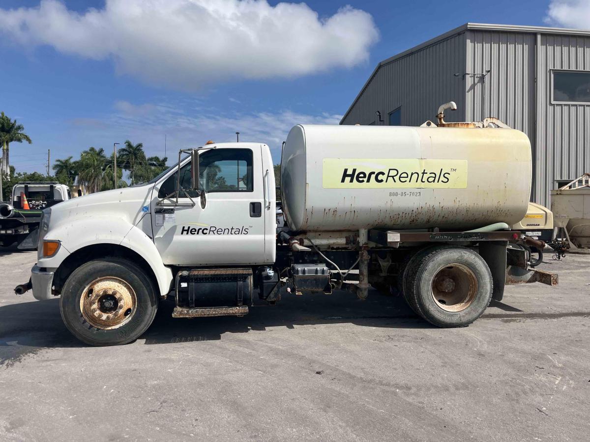 2015 Ford F750