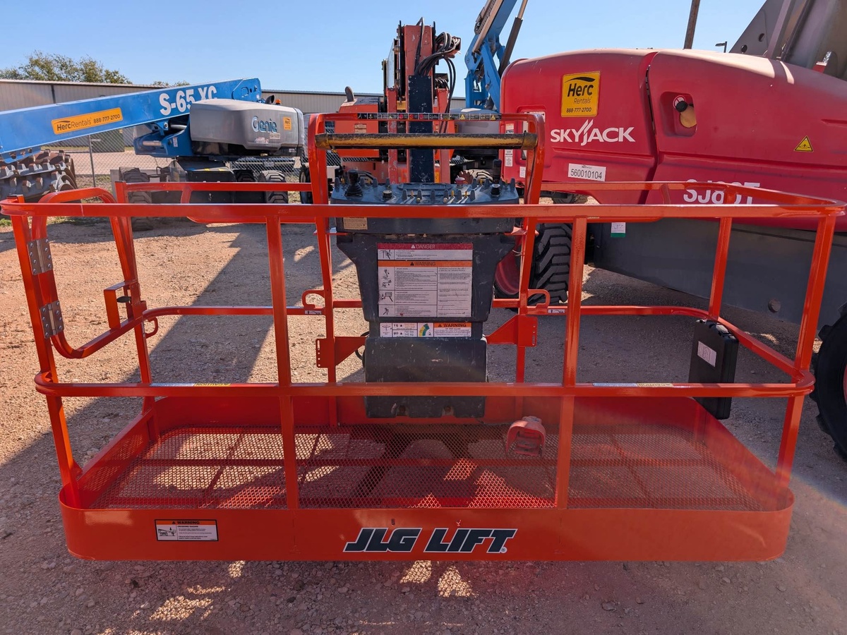 2018 JLG 860SJ-2