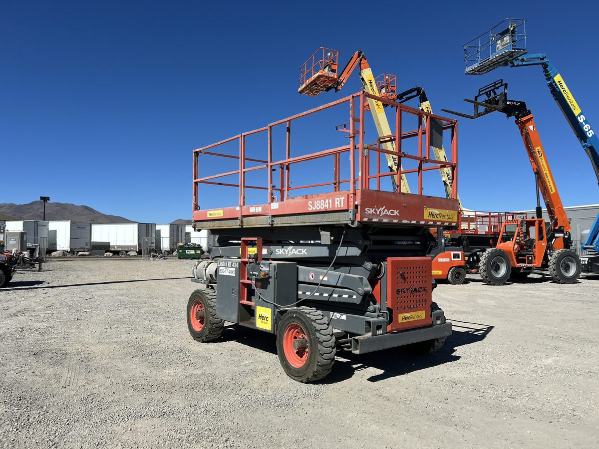 2017 Skyjack SJ8841 RT-14