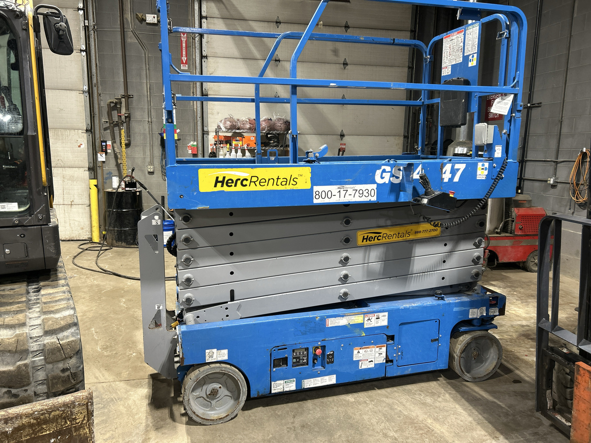 2017 Genie GS-4047-3