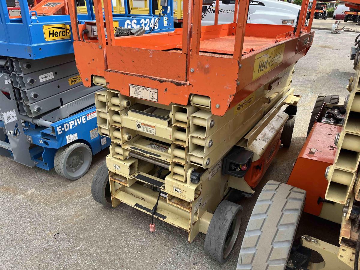 2018 JLG 2646ES
