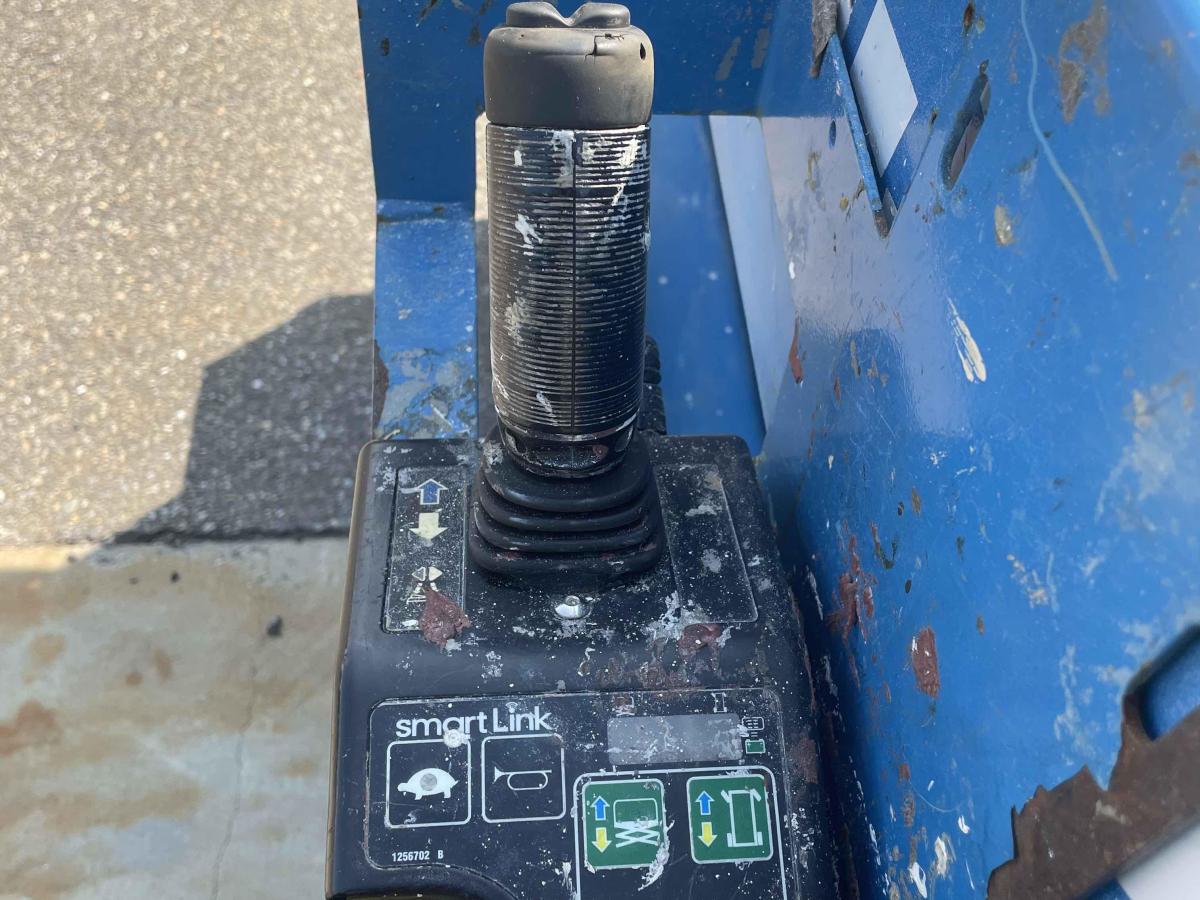2017 Genie GS-3246-11