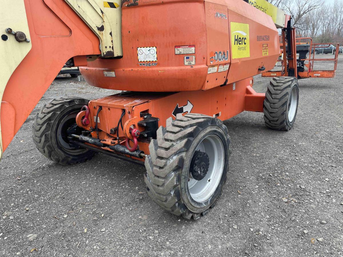 2015 JLG 800AJ
