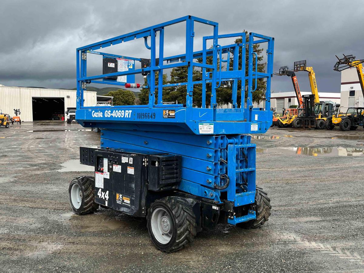 2016 Genie GS-4069 RT