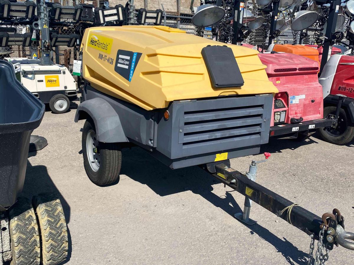 2017 Atlas Copco XAS 400