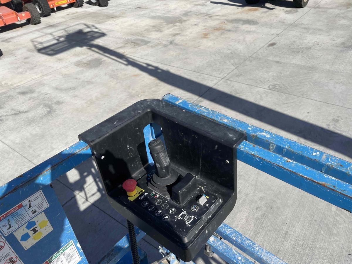 2018 Genie GS-3369 RT-12