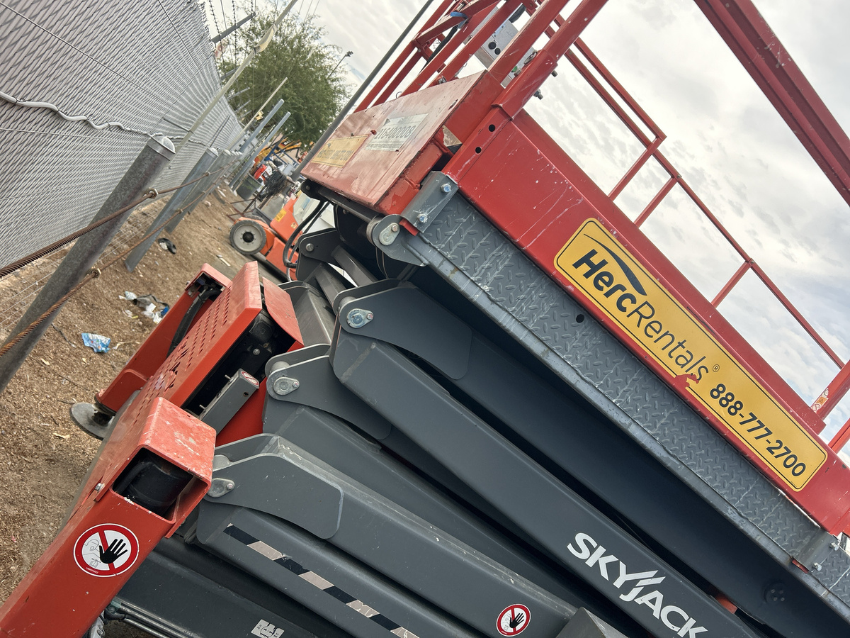 2016 Skyjack SJ8841 RT-9