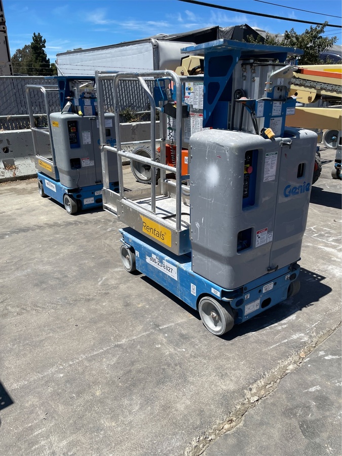 2018 Genie GR-12-3