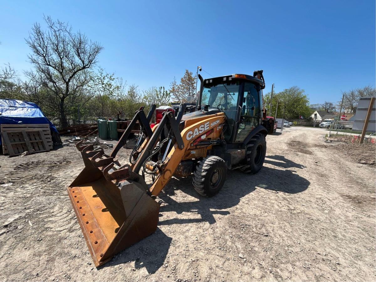 2018 Case 580N