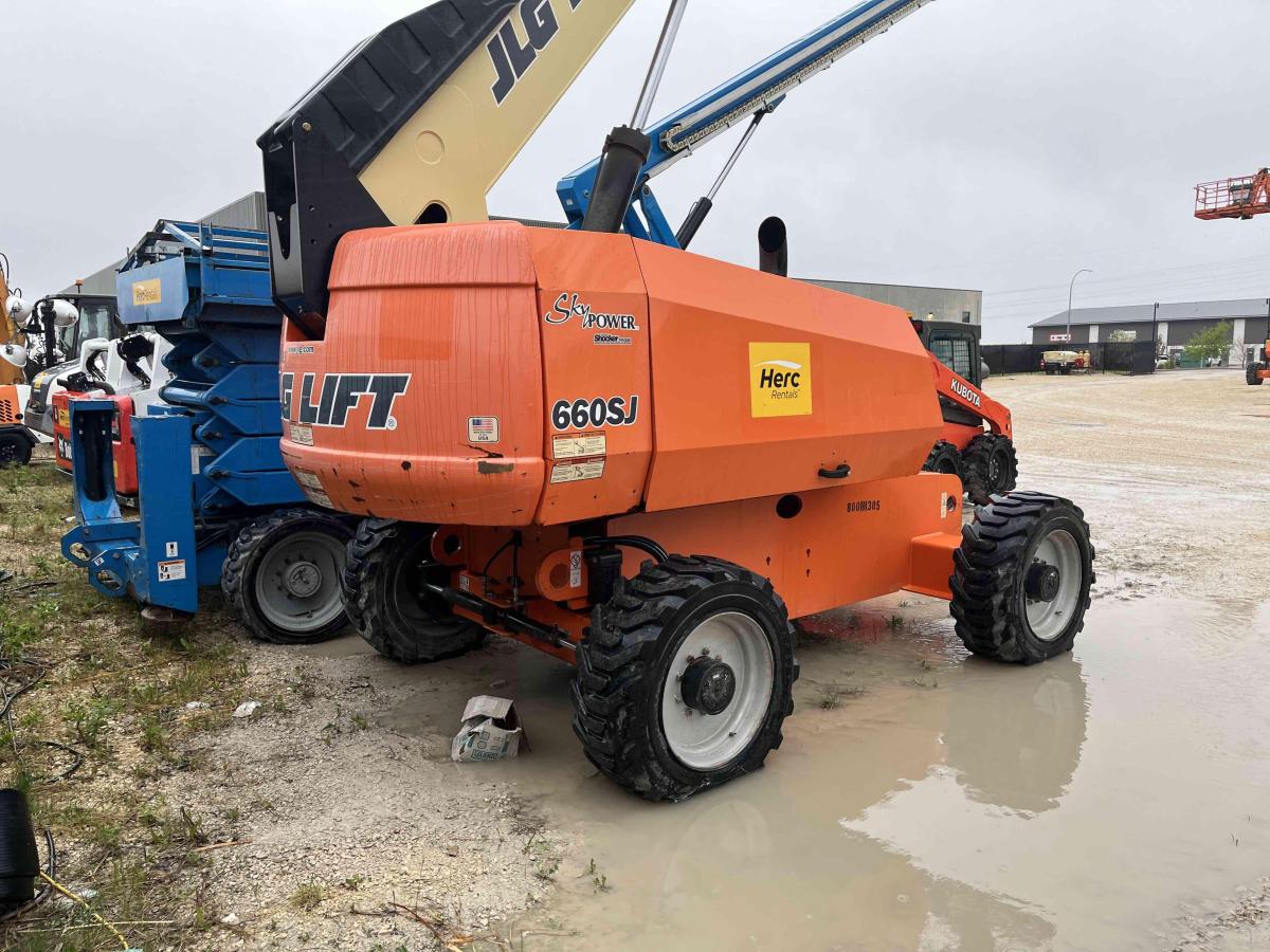 2016 JLG 660SJ-2