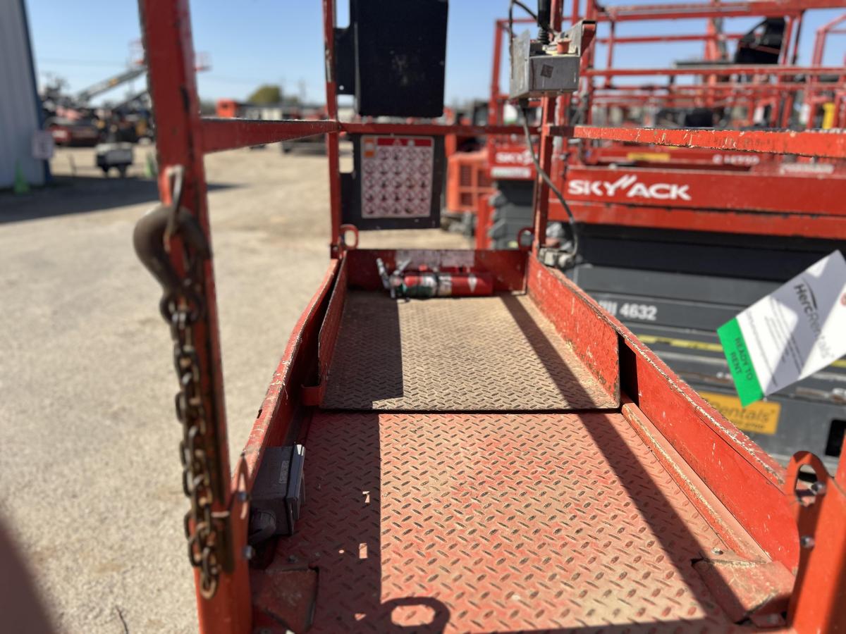 2013 Skyjack SJ3219