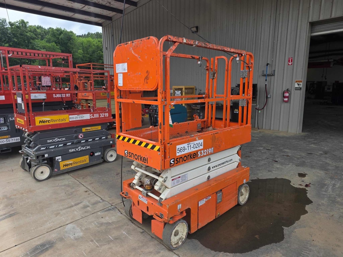 2023 Snorkel S3219E-3