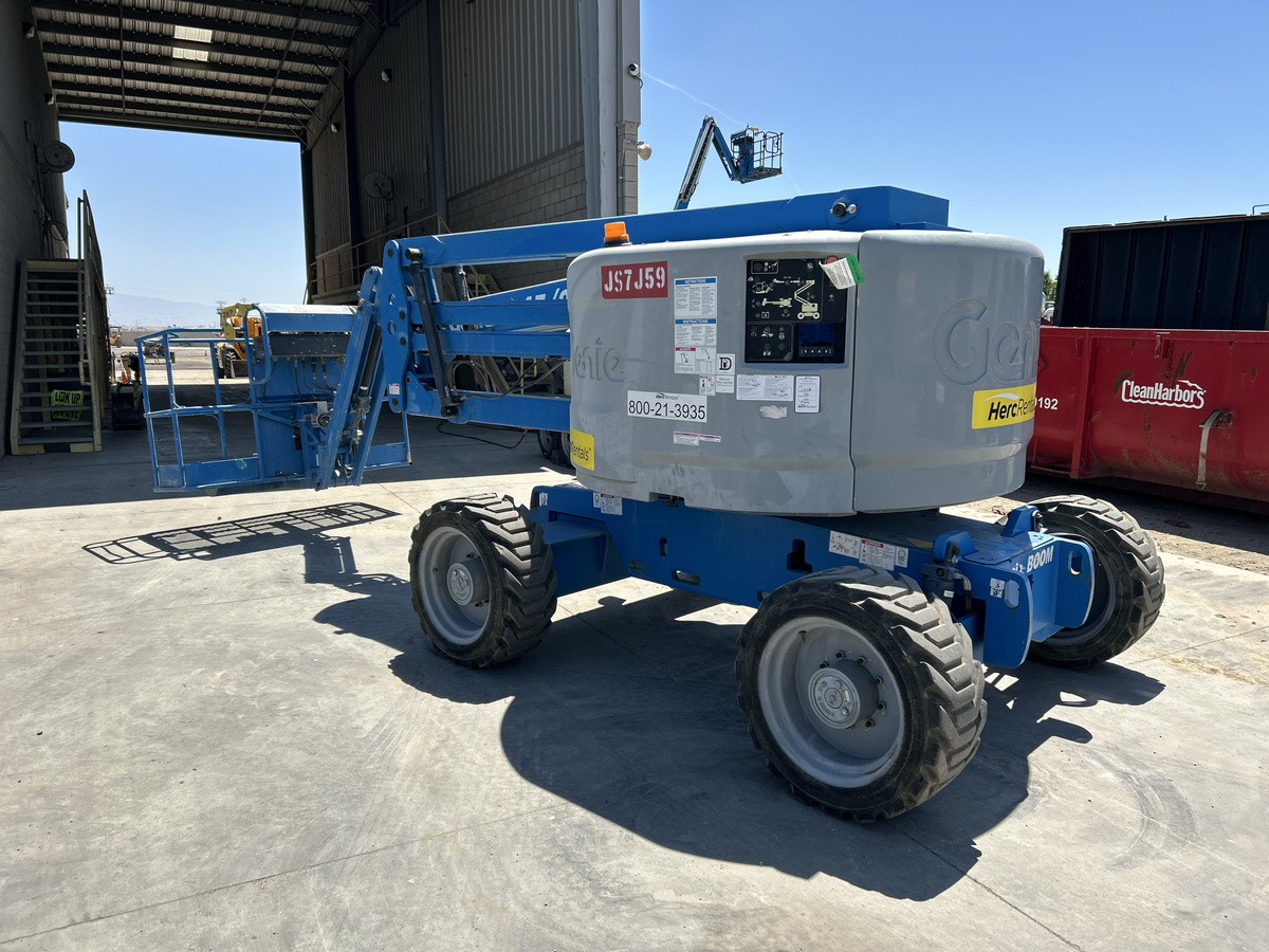 2018 Genie Z-45/25J RT